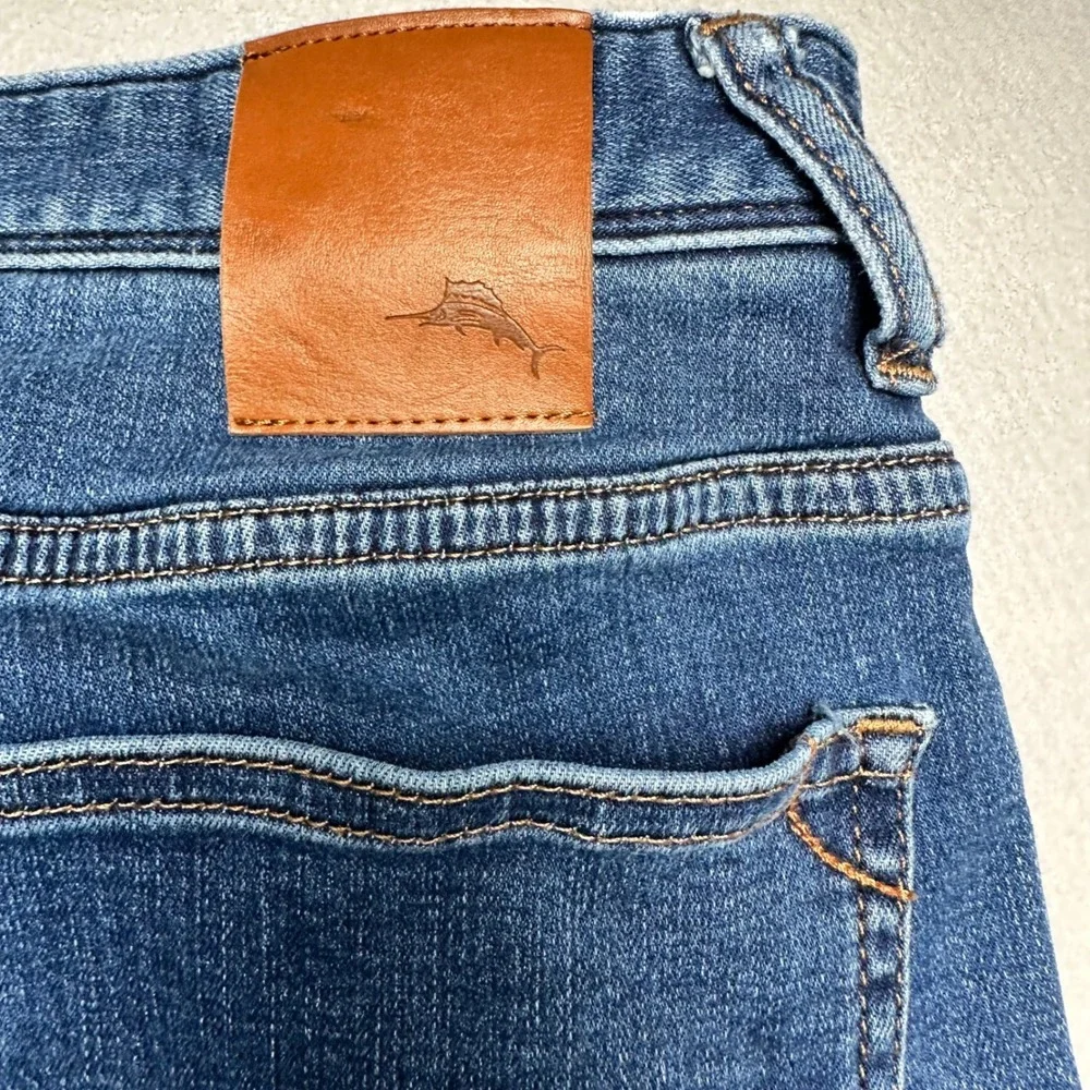 Tommy Bahama Jeans Mens 34 Blue Medium Wash Straight Leg Stretch Denim Marlin - Picture 5 of 10